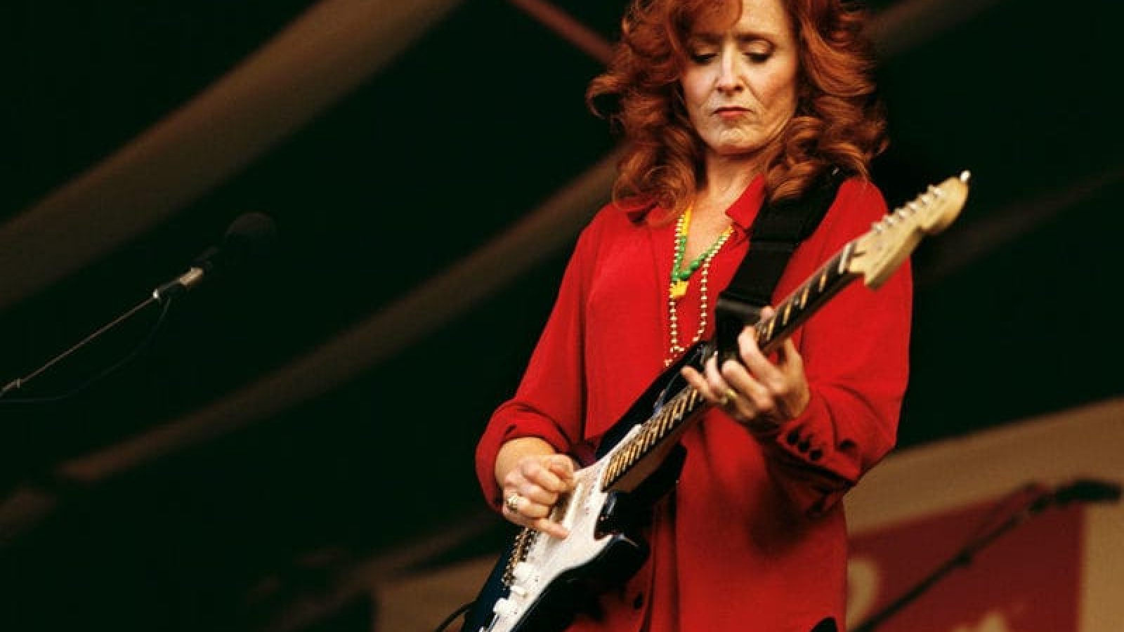 Photo of Bonnie RAITT